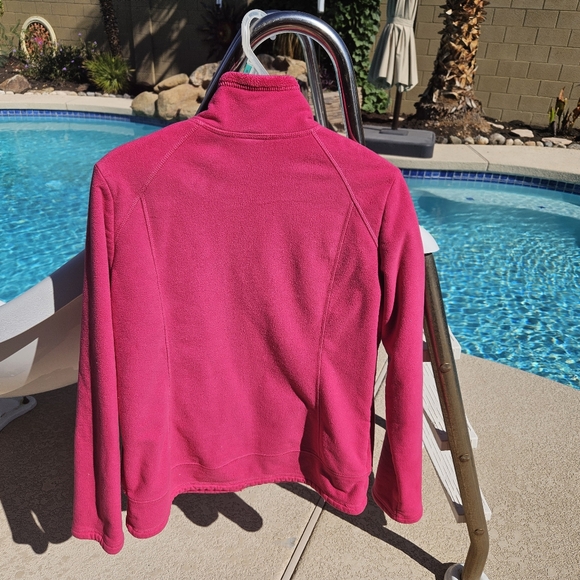 Large Women's Hot Pink Fuzzy Northface Jacket - Picture 10 of 10